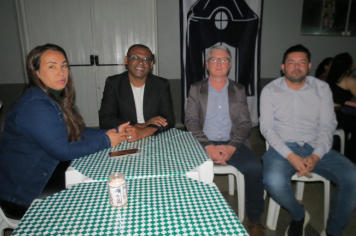 Foto - Entrega do título de cidadão echaporense para o ex-vereador Almir Robertto