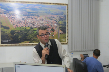 Foto - Sessão ordinária da Câmara Municipal de Echaporã do dia 6 de maio de 2025.