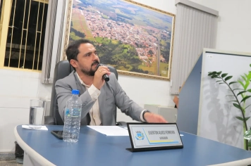 Foto - Sessão ordinária da Câmara Municipal de Echaporã de 18 de novembro de 2025.