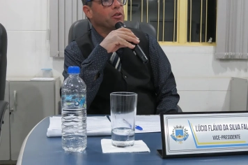 Foto - Sessão ordinária da Câmara Municipal de Echaporã do dia 2 de dezembro de 2025.