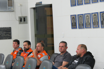 Foto - Sessão ordinária da Câmara Municipal de Echaporã do dia 21 de outubro de 2025.