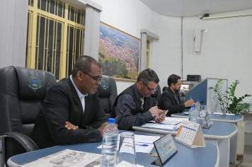 Foto - Sessão ordinária da Câmara Municipal de Echaporã do dia 2 de dezembro de 2025.