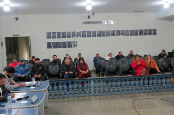 Foto - Sessão ordinária da Câmara Municipal de Echaporã do dia 1 de julho de 2025.