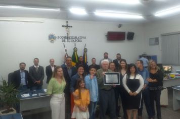 Foto - Entrega de título de cidadão echaporense