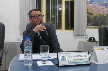 Foto - Sessão ordinária da Câmara Municipal de Echaporã do dia 2 de dezembro de 2025.