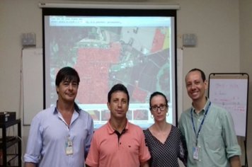 Vereador participa de encontro