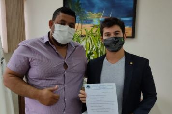 Vereador Cesinha do Val pleiteia verba com deputado