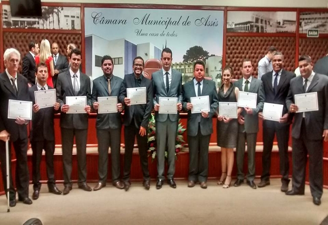 Vereadores são diplomados