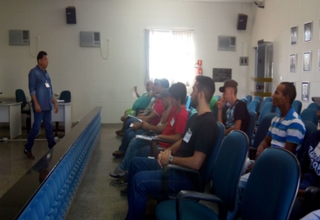 Câmara recebe curso do SENAR