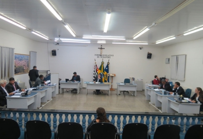 Câmara entra em recesso obrigatório