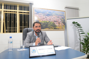 Foto - Sessão ordinária da Câmara Municipal de Echaporã do dia 20 de maio de 2025.