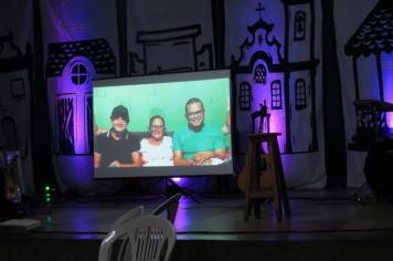 Foto - Entrega do título de cidadão echaporense para o ex-vereador Almir Robertto
