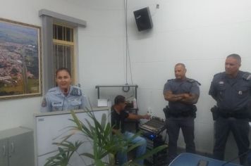 Foto - Entrega de título de cidadão echaporense