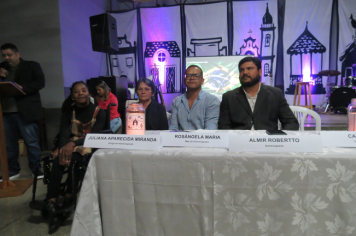 Foto - Entrega do título de cidadão echaporense para o ex-vereador Almir Robertto