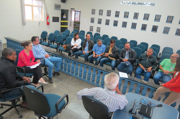 Vereadores cobram Sabesp 