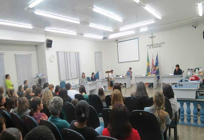 CÂMARA PROMOVE ENCONTRO SOBRE EDUCAÇÃO