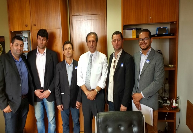 Vereadores vão à Brasília