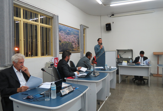 Câmara recebe coordenador da creche