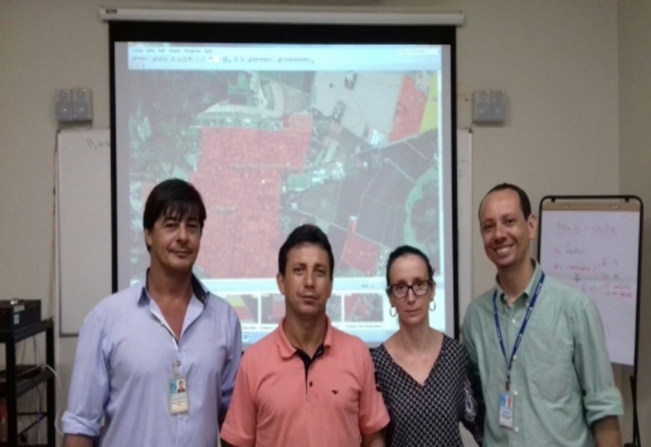 Vereador participa de encontro