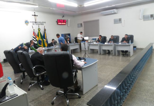 Câmara aprova reajuste do vale-alimentação dos servidores municipais