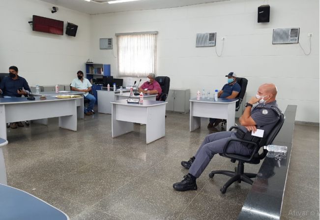 Câmara cobra fiscalização para conter avanço da covid